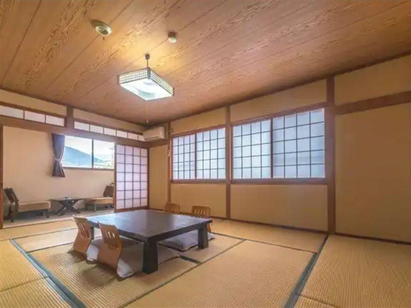Yufuin Ryokan Tatsumi Exterior photo